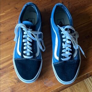 Vans women’s sneakers